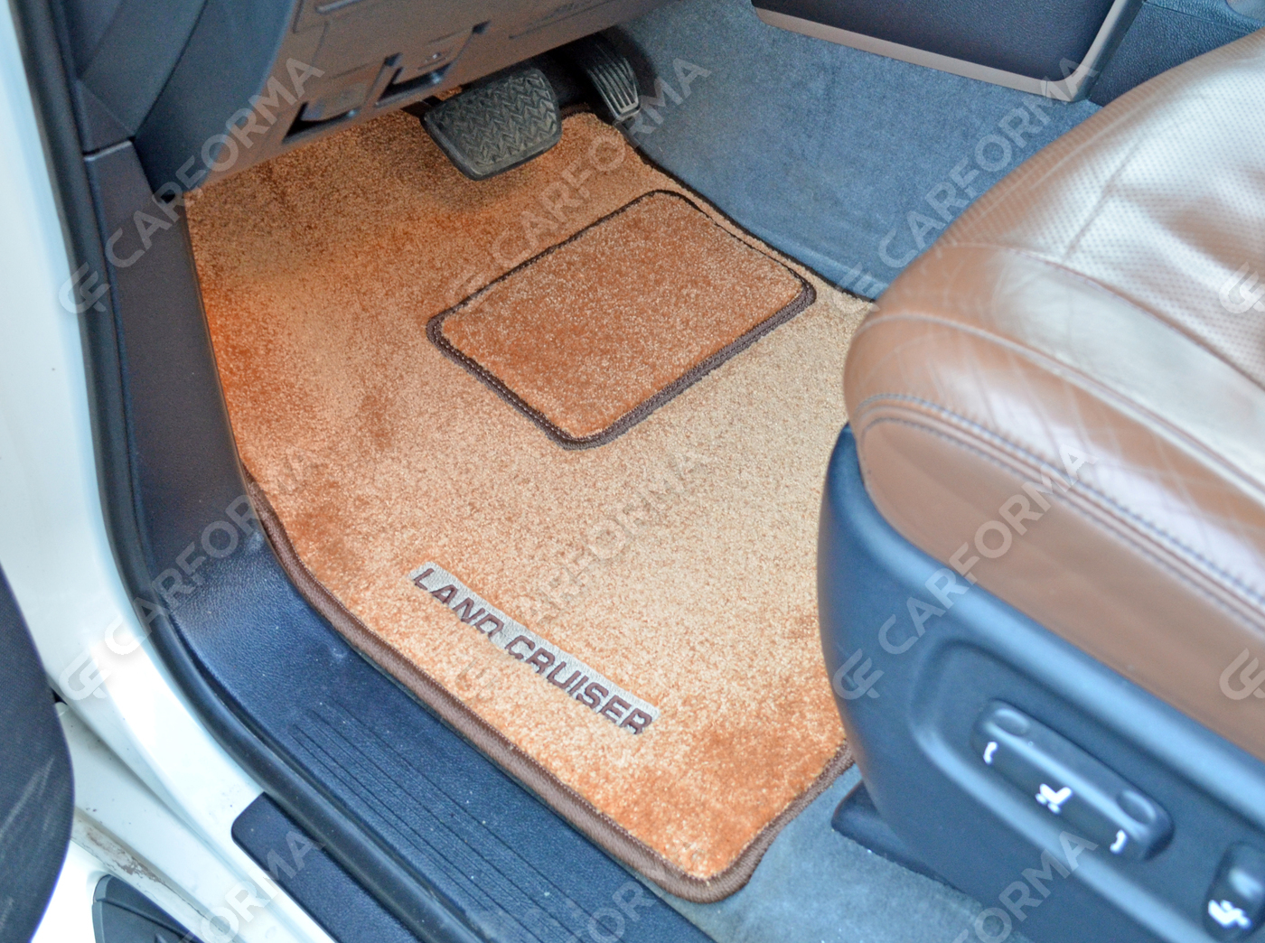 Коврики на Toyota Land Cruiser 200 2007&nbsp;-&nbsp;2021 в Чебоксарах