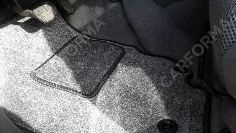 Ворсовые коврики на Toyota Hilux VII 2008&nbsp;-&nbsp;2015 в Чебоксарах