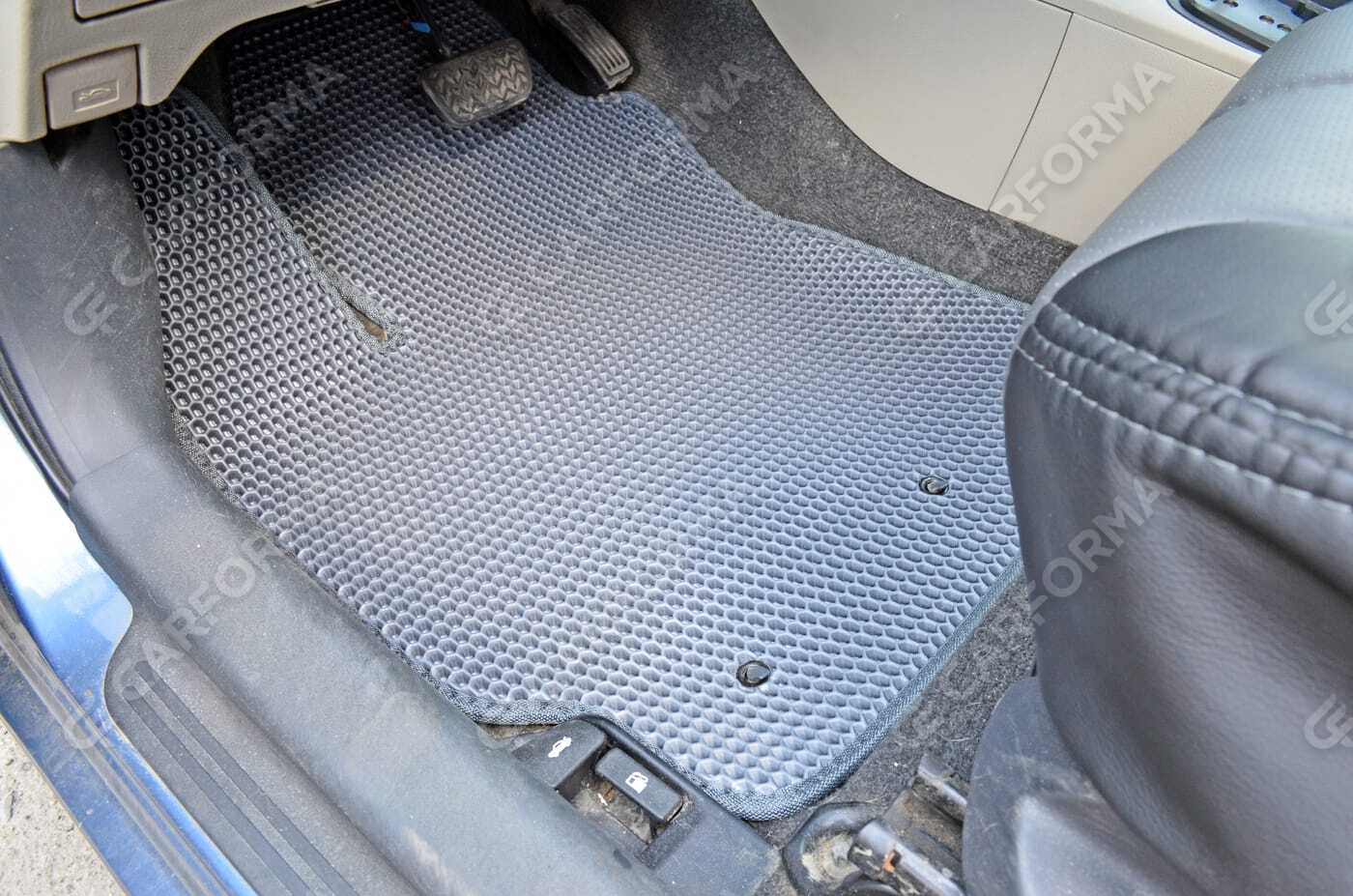 Ворсовые коврики на Toyota Yaris II 2005&nbsp;-&nbsp;2011 в Чебоксарах