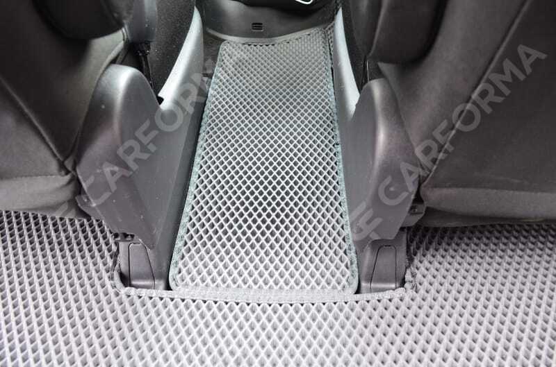 Ворсовые коврики на Toyota Voxy (R70) 2007&nbsp;-&nbsp;2013 в Чебоксарах