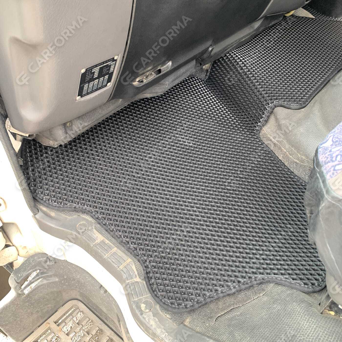 Ворсовые коврики на Isuzu Forward IV узкая кабина 1994&nbsp;-&nbsp;2009 в Чебоксарах