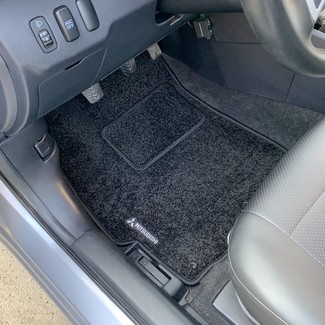 Ворсовые коврики на Mitsubishi Lancer Evolution X 2007 - 2016 в Чебоксарах Ворсовые коврики на Mitsubishi Lancer Evolution X 2007 - 2016 в Чебоксарах