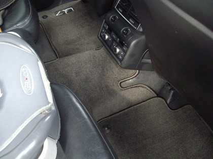 Ворсовые коврики на Audi Q7 I 2005 - 2015 в Чебоксарах Ворсовые коврики на Audi Q7 I 2005 - 2015 в Чебоксарах