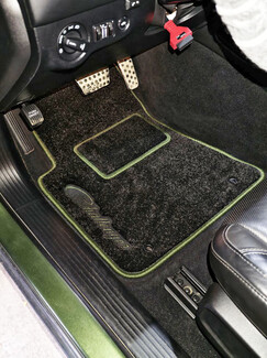 Ворсовые коврики на Dodge Challenger III 2008&nbsp;-&nbsp;2023 в Чебоксарах