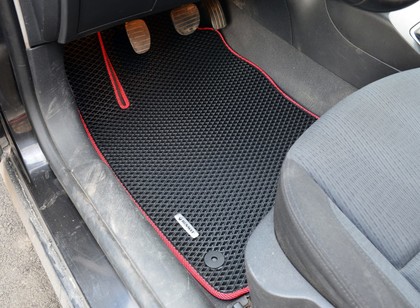 Ворсовые коврики на Renault Laguna III 2007 - 2015 в Чебоксарах Ворсовые коврики на Renault Laguna III 2007 - 2015 в Чебоксарах