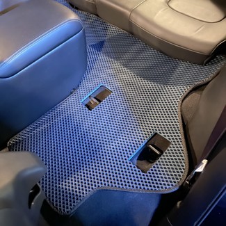 Ворсовые коврики на Infiniti QX56 II 2010&nbsp;-&nbsp;2014 в Чебоксарах