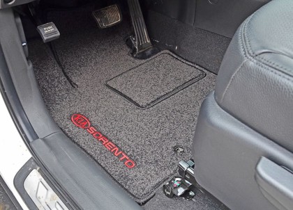 EVA коврики на KIA Sorento II рестайлинг 2012 - 2021 в Чебоксарах EVA коврики на KIA Sorento II рестайлинг 2012 - 2021 в Чебоксарах