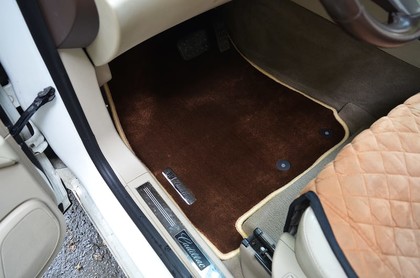 Ворсовые коврики на Cadillac SRX II 2009 - 2017 в Чебоксарах Ворсовые коврики на Cadillac SRX II 2009 - 2017 в Чебоксарах