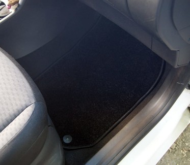 Ворсовые коврики на Skoda Roomster 2006 - 2015 в Чебоксарах Ворсовые коврики на Skoda Roomster 2006 - 2015 в Чебоксарах