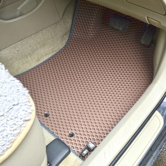 Ворсовые коврики на Toyota Corolla Axio (E14) 2006&nbsp;-&nbsp;2012 в Чебоксарах