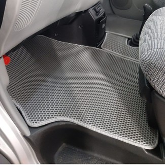 Ворсовые коврики на Mitsubishi Delica 4 1994&nbsp;-&nbsp;2007 в Чебоксарах