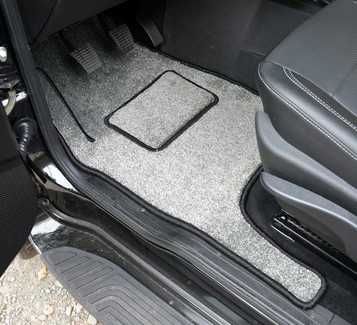 Ворсовые коврики на УАЗ Патриот (рестайлинг) 2014 - 2026 в Чебоксарах Ворсовые коврики на УАЗ Патриот (рестайлинг) 2014 - 2026 в Чебоксарах