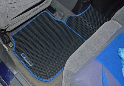 Ворсовые коврики на Subaru Outback II 1998 - 2003 в Чебоксарах Ворсовые коврики на Subaru Outback II 1998 - 2003 в Чебоксарах
