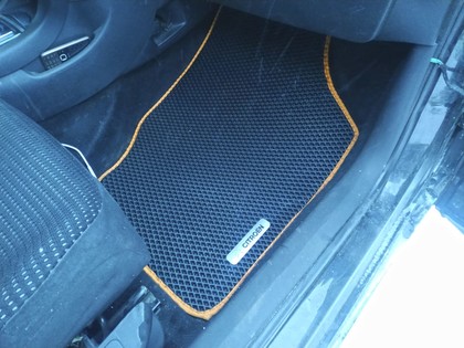 Ворсовые коврики на Citroen C4 I 2004 - 2011 в Чебоксарах Ворсовые коврики на Citroen C4 I 2004 - 2011 в Чебоксарах