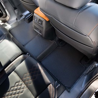 Ворсовые коврики на Mitsubishi Outlander IV 2021 - 2026 в Чебоксарах Ворсовые коврики на Mitsubishi Outlander IV 2021 - 2026 в Чебоксарах