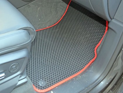 Ворсовые коврики на Audi Q8 2018&nbsp;-&nbsp;2026 в Чебоксарах