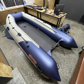 Ворсовые коврики на Лодки Хантер Стелс 355 в Чебоксарах Ворсовые коврики на Лодки Хантер Стелс 355 в Чебоксарах