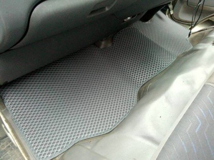 Ворсовые коврики на Nissan Caravan (E25) 2001 - 2012 в Чебоксарах Ворсовые коврики на Nissan Caravan (E25) 2001 - 2012 в Чебоксарах