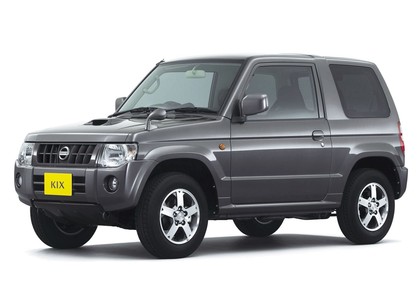 Ворсовые коврики на Nissan Kix 2008 - 2012 в Чебоксарах Ворсовые коврики на Nissan Kix 2008 - 2012 в Чебоксарах
