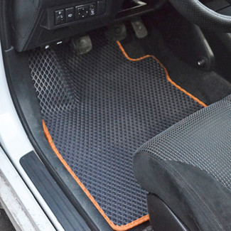 Ворсовые коврики на Nissan Tiida (C11) 2004&nbsp;-&nbsp;2014 в Чебоксарах