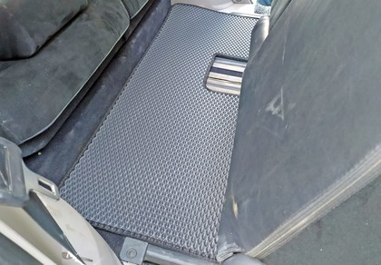 Ворсовые коврики на Mitsubishi Grandis 2003 - 2009 в Чебоксарах Ворсовые коврики на Mitsubishi Grandis 2003 - 2009 в Чебоксарах