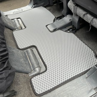 Ворсовые коврики на Nissan Roox I 2009 - 2013 в Чебоксарах Ворсовые коврики на Nissan Roox I 2009 - 2013 в Чебоксарах