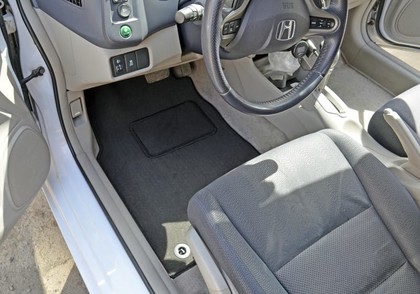 Ворсовые коврики на Honda Insight II 2009 - 2014 в Чебоксарах Ворсовые коврики на Honda Insight II 2009 - 2014 в Чебоксарах