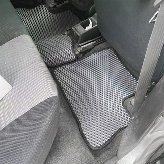 Ворсовые коврики на Daihatsu Storia 1998 - 2004 в Чебоксарах Ворсовые коврики на Daihatsu Storia 1998 - 2004 в Чебоксарах