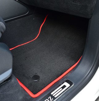 Ворсовые коврики на Mercedes G (W463, W465) 2018&nbsp;-&nbsp;2026 в Чебоксарах