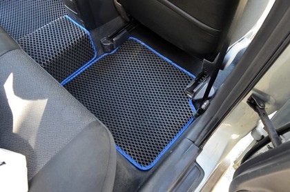 Ворсовые коврики на Toyota Avensis II 2002&nbsp;-&nbsp;2008 в Чебоксарах