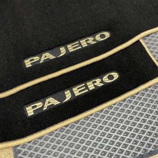 Ворсовые коврики на Mitsubishi Pajero III 1999&nbsp;-&nbsp;2006 в Чебоксарах