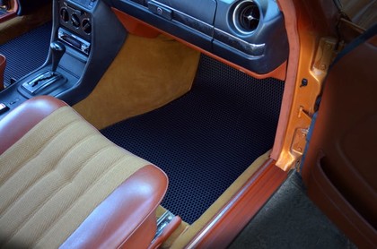 Коврики на Mercedes W123 1975 - 1986 в Чебоксарах Коврики на Mercedes W123 1975 - 1986 в Чебоксарах