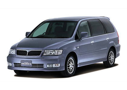 Коврики на Mitsubishi Chariot Grandis 1997&nbsp;-&nbsp;2003 в Чебоксарах