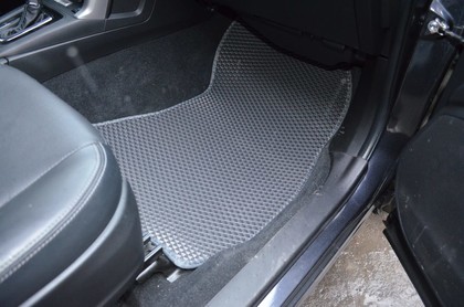 Ворсовые коврики на Subaru Forester IV 2012 - 2019 в Чебоксарах Ворсовые коврики на Subaru Forester IV 2012 - 2019 в Чебоксарах