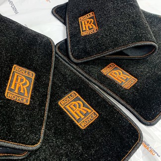 Ворсовые коврики на Rolls-Royce Cullinan 2018 - 2026 в Чебоксарах Ворсовые коврики на Rolls-Royce Cullinan 2018 - 2026 в Чебоксарах