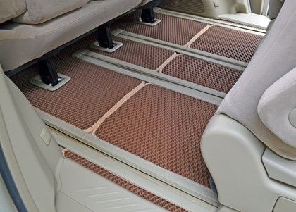 Ворсовые коврики на Toyota Estima III 2006&nbsp;-&nbsp;2019 в Чебоксарах