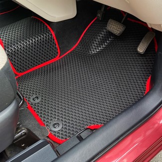 Коврики на Toyota Sienta II 2015 - 2022 в Чебоксарах Коврики на Toyota Sienta II 2015 - 2022 в Чебоксарах