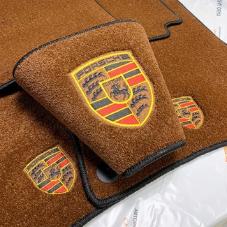 Коврики на Porsche 944 1981 - 1991 в Чебоксарах Коврики на Porsche 944 1981 - 1991 в Чебоксарах