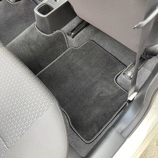 Ворсовые коврики на Suzuki Swift V 2016 - 2026 в Чебоксарах Ворсовые коврики на Suzuki Swift V 2016 - 2026 в Чебоксарах
