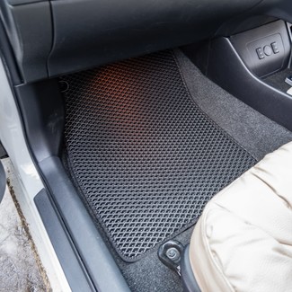 Ворсовые коврики на Toyota Prius (30) 2009 - 2016 в Чебоксарах Ворсовые коврики на Toyota Prius (30) 2009 - 2016 в Чебоксарах