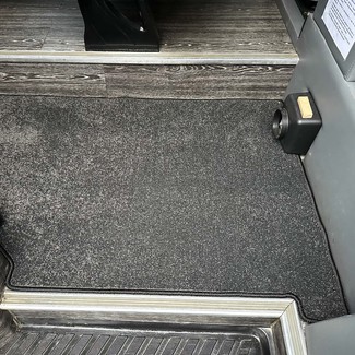 Ворсовые коврики на Mercedes Sprinter (W906) 2006 - 2013 в Чебоксарах Ворсовые коврики на Mercedes Sprinter (W906) 2006 - 2013 в Чебоксарах