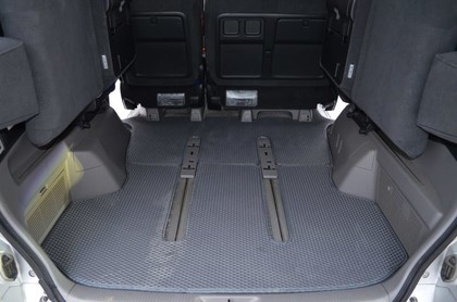 Коврики на Toyota Alphard (H10) 2002 - 2008 в Чебоксарах Коврики на Toyota Alphard (H10) 2002 - 2008 в Чебоксарах