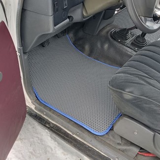 Коврики на Toyota 4runner II 1989 - 1995 в Чебоксарах Коврики на Toyota 4runner II 1989 - 1995 в Чебоксарах