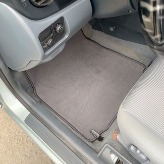 Ворсовые коврики на Nissan Almera Classic (B10) 2006 - 2013 в Чебоксарах Ворсовые коврики на Nissan Almera Classic (B10) 2006 - 2013 в Чебоксарах