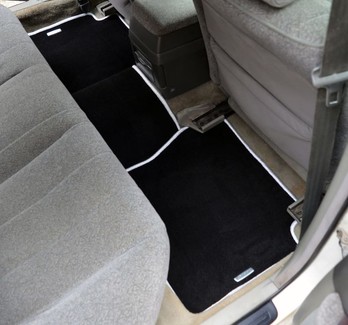 Ворсовые коврики на Toyota Chaser (X100) 1996 - 2001 в Чебоксарах Ворсовые коврики на Toyota Chaser (X100) 1996 - 2001 в Чебоксарах