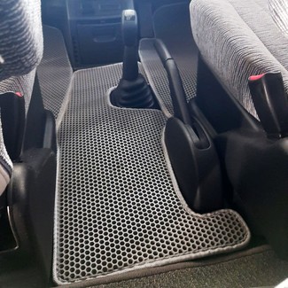 Ворсовые коврики на Mitsubishi Delica 4 1994&nbsp;-&nbsp;2007 в Чебоксарах