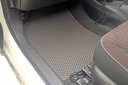 Коврики на Toyota Aqua (P10) 2011&nbsp;-&nbsp;2021 в Чебоксарах