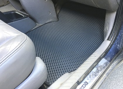 Ворсовые коврики на Mazda Tribute 2000&nbsp;-&nbsp;2007 в Чебоксарах