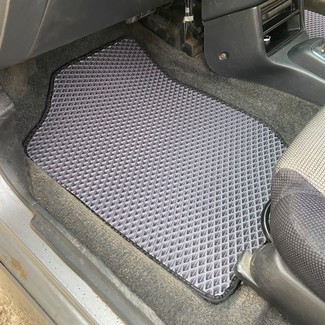 Ворсовые коврики на Daihatsu Storia 1998 - 2004 в Чебоксарах Ворсовые коврики на Daihatsu Storia 1998 - 2004 в Чебоксарах