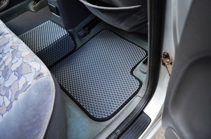 Ворсовые коврики на Toyota Avensis I 1997&nbsp;-&nbsp;2002 в Чебоксарах